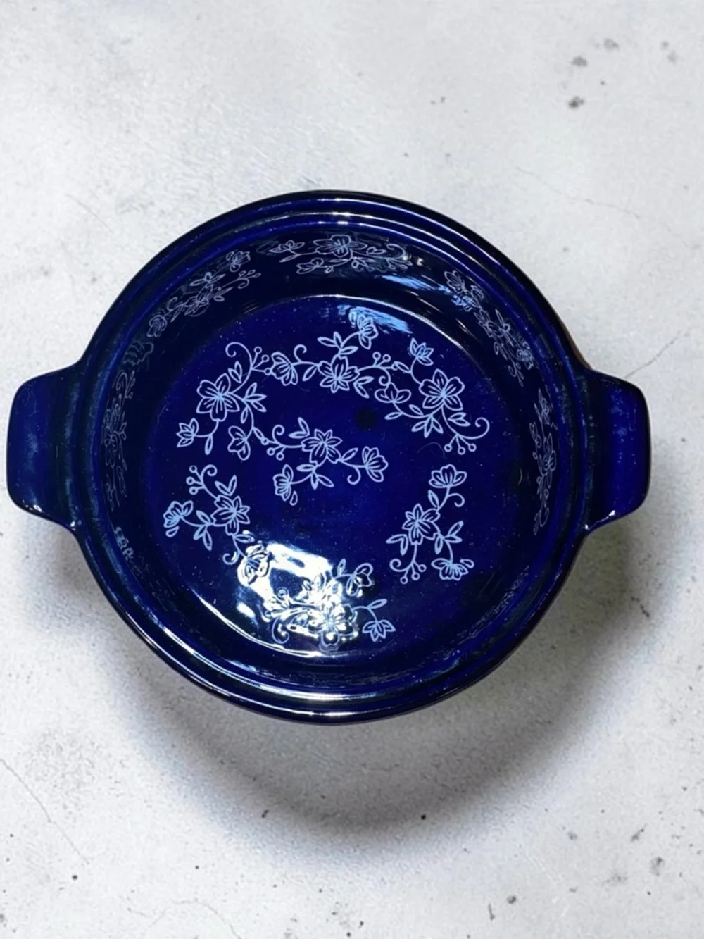 TEMP-TATIONS 2 QT CASSEROLE DISH Floral Lace Basketweave Design Blue Tan White